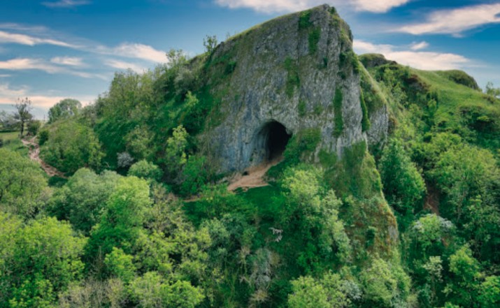 16+ Best Peak District Walks for 2023 14 Thor’s Cave